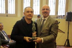 Ferran Adrià, guardonat pel seu compromís amb el territori als Premis Empordà