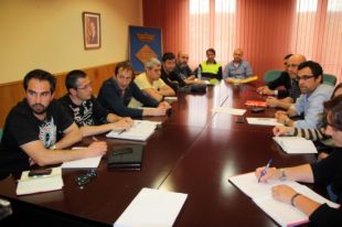 Treballadors i consistori insten la Generalitat que eviti el tancament de la Torraspapel
