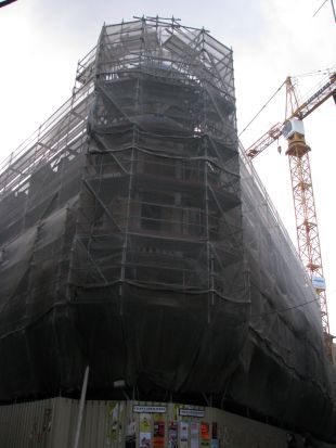La primera fase de rehabilitació del Casino Menestral de Figueres s'acabarà al març del 2011 