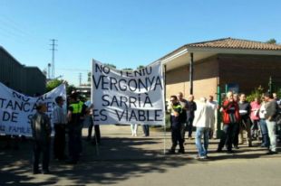Torraspapel rectifica i menys treballadors aniran al carrer
