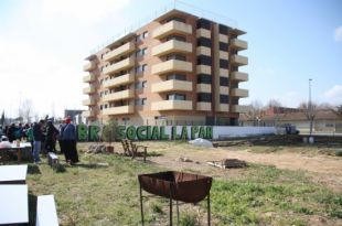 La PAH abandona l'hort ocupat a tocar del bloc de Salt