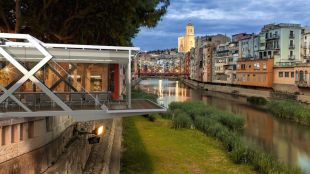 Construiran un espai de cuina en directe suspès sobre el riu Onyar de Girona