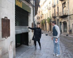 Forcen la persiana i s'enduen la caixa registradora amb 3.000 € d'un cèntric restaurant de Girona 