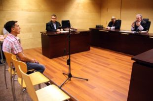 Sis mesos de presó per robar al Col·legi de Secretaris, Interventors i Tresorers de Girona