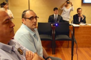 Condemnat a 4 anys de presó l'home que va matar un veí d'Olot a ganivetades