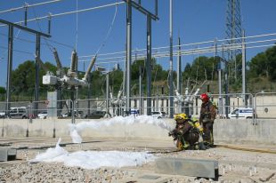 Endesa realitza un simulacre d'incendi a la subestació de Vall-Llobrega