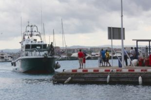 Es reprenen les tasques de rescat del cos del submarinista mort a l'Estartit