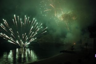 Més de 100.000 persones contemplen el concurs dels focs de Blanes