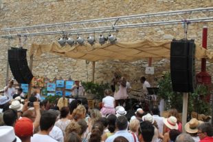 Més de 40.000 persones visiten la Fira dels Indians de Begur