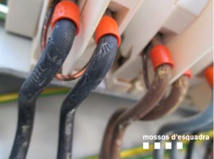Denunciats 3 càmpings, 2 bars i un gimnàs per manipular els comptadors de la llum