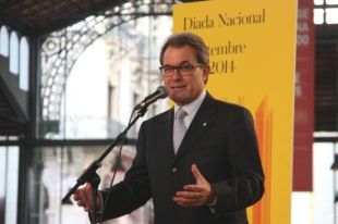 Mas evita parlar d'anticipades i carrega contra l'immobilisme de l'Estat