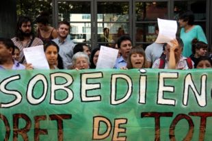 75 euros de multa per les tres voluntàries del Multireferèndum de Salt