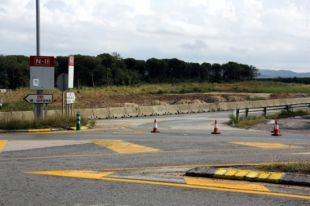 Tallada l'N-II a Caldes de Malavella en inundar-se la riera de Santa Maria