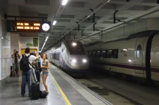 El TAV entre Girona i Figueres ja torna a circular