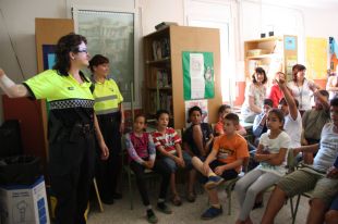 La Policia Municipal de Girona porta l'Ordenança de Convivència a les escoles 