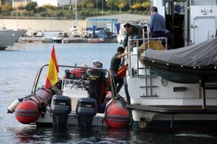 Localitzen el cos sense vida del tripulant de l'embarcació bolcada a Palamós