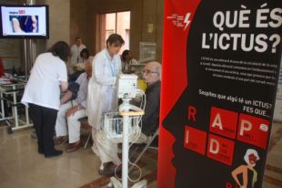 L'hospital Josep Trueta consciencia els gironins de com prevenir l'Ictus 