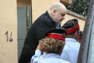 Suspès el judici per estafa contra l'empresari acusat d'assassinar la dona a trets