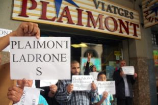 Una agència de Girona deixa penjades a 17 persones que volien viatjar a la Meca