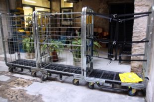 Correus diu que no fa enviaments del 9N perquè la consulta està suspesa pel TC