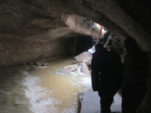 Un remolí d'aigua va provocar l'esfondrament de la Rambla de Figueres