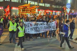 Vaga al sector de la recollida de residus i manifestació en solidaritat amb la plantilla d'A.J.Ruz