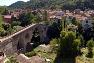 Sant Joan de les Abadesses vol atraure inversors per muntar hotels de 3 o 4 estrelles al centre