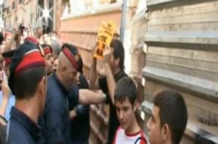 La solidaritat amb el jove lleidatà agredit i detingut al Roser arriba a Girona