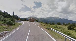 La carretera N-260 a Alp, una de les més perilloses de Catalunya