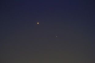 Venus i Mercuri entren en conjunció