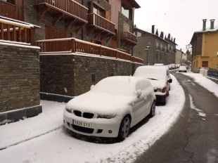 La cota de neu pot baixar demà fins als 300 metres