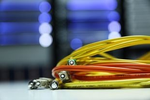 El Consell Comarcal de l'Alt Empordà reclama un estudi per al desplegament de la fibra òptica
