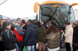 Caos a l'estació de Girona pel tall de trens arran de la ventada