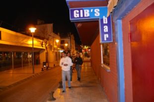 Els bars de nit clausurats a Platja d'Aro reclamen 750.000 euros a l'Ajuntament i els veïns