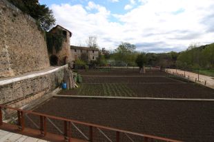 Besalú obre la segona edició de l'HerBesalú presentant un llibre sobre l'agricultura ecològica