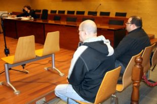 Dos germans de Blanes s'enfronten a 17 i 4 anys de presó per fer i difondre pornografia infantil