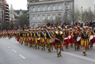 Els Manaies envaeixen Girona