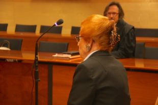 Condemnada per moblar un mas amb antiguitats de mig milió d'euros que mai va pagar