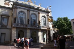 Els candidats de Figueres aposten per noves fórmules de promoció turística més enllà de Dalí