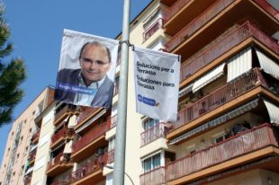 Errada del PP que penja cartells de campanya de Terrassa a Salt