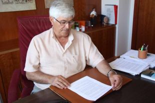 El Port de la Selva s'exclou moralment de la Constitució Espanyola