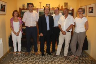 Acomiadar els cinc membres del Col·legi de Metges de Girona costaria 2,5 milions d'euros 