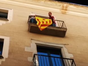 Girona, Torroella i Celrà desobeeixen la Junta Electoral i no despenjaran les estelades