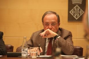 Giraut desafia al Suprem i vol mantenir el català com a preferent a la Diputació