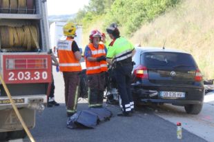 Mor un jove de 22 anys en un xoc entre un cotxe i una furgoneta a l'AP-7 a Bàscara
