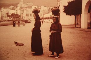 Picasso reviu la vila de Cadaqués del 1910 a través de pintures i fotografies inèdites 