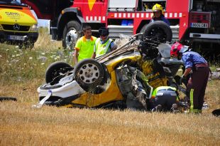 Mor el conductor d'un turisme en ser envestit per un camió a Llagostera 
