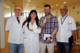 Un equip del Trueta extirpa un tumor al pàncrees en una operació pionera a l'Estat