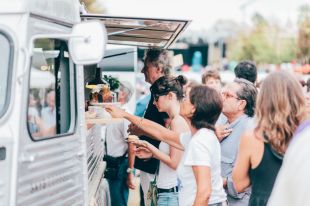 El 'Van Van, Mercat Gastronòmada' arriba per primera vegada a l'Empordà
