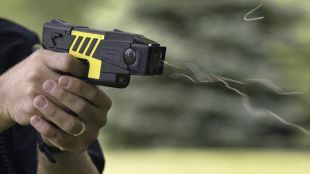La CUP de Girona demana que la Policia Local no utilitzi pistoles Taser